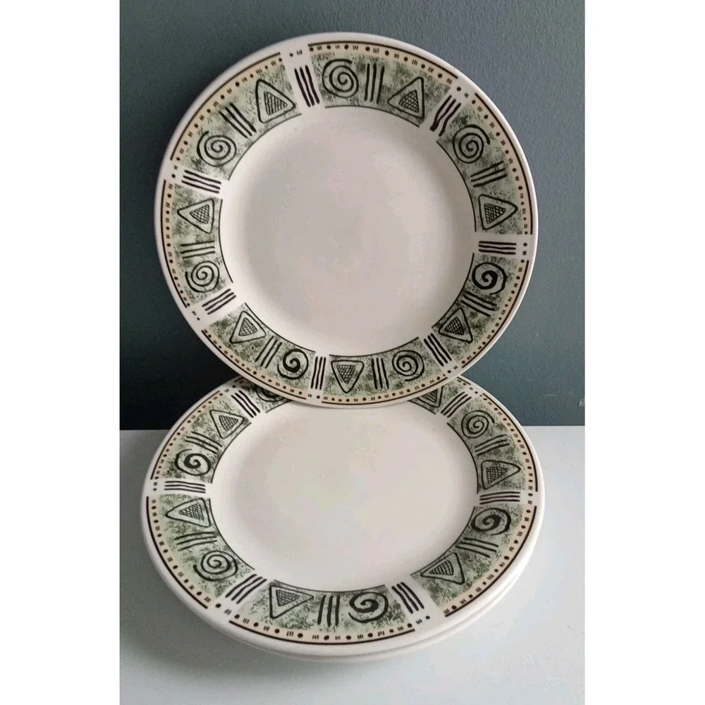 Oneida Casual Settings Aztec‎ Dinner Plates 10.5